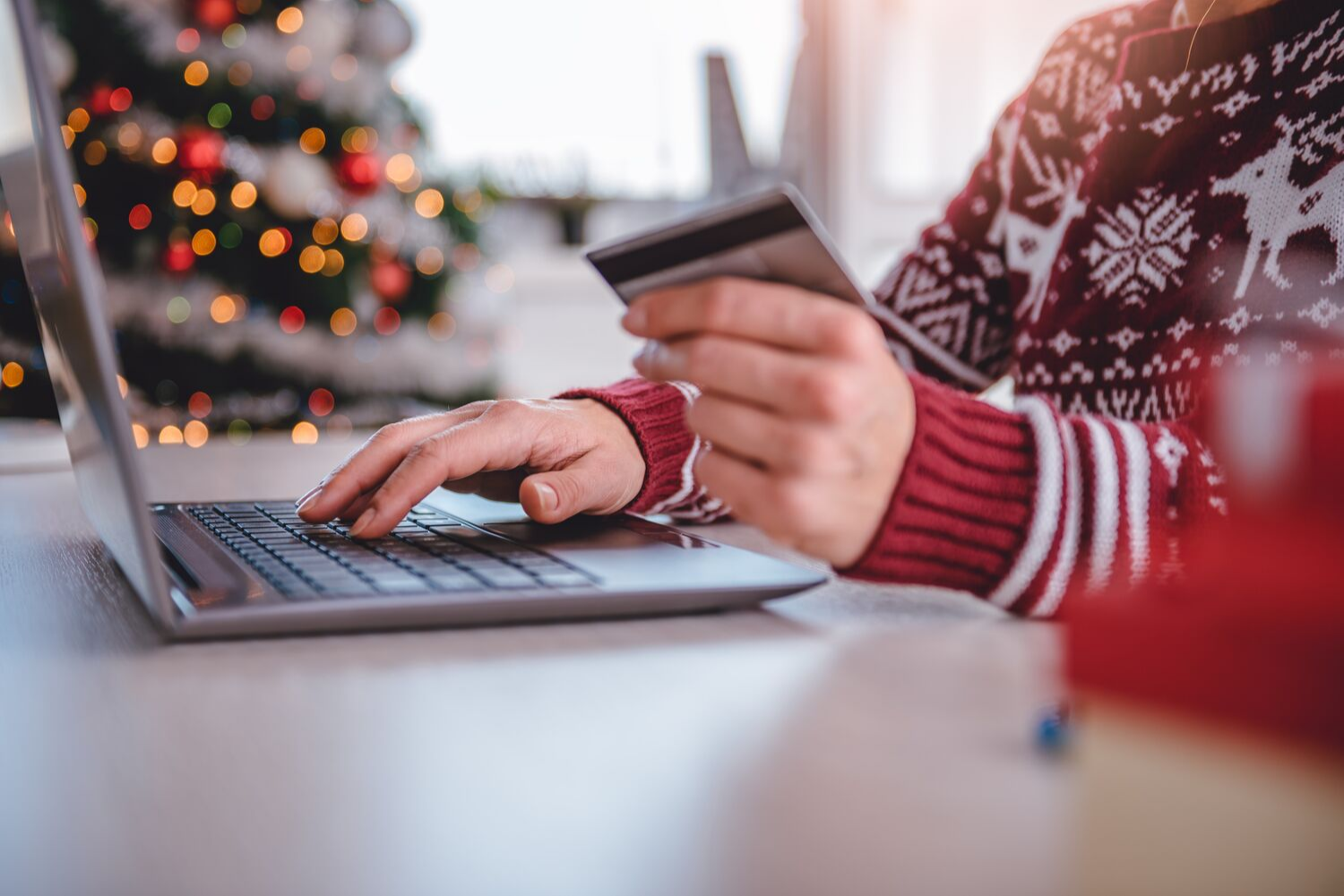 Christmas Gifts Budget: 9 Reasons You Need One - Smart Family Money